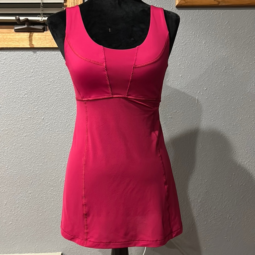 Lululemon Scoop Neck Top Size 6